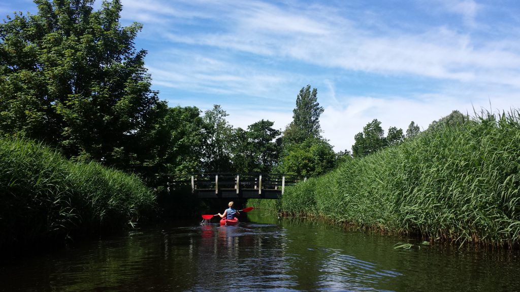 Kanoroute Den Helder waar je met 3 routes rustig door de wateren van Den Helder kan varen.